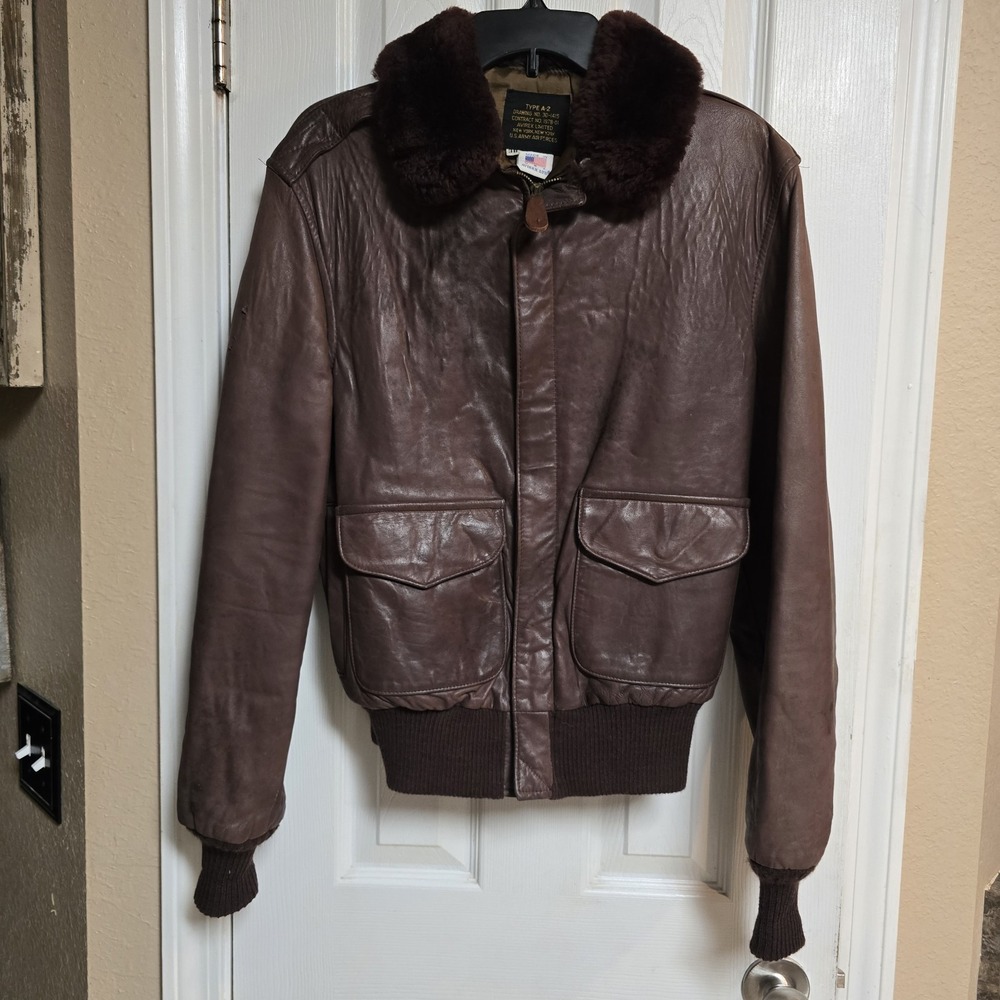 Vintage Avirex A-2 Leather Flight Jacket Size 38 USAF Brown Fur Collar USA
